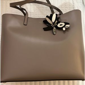 Kate spade tote bag with owl charm